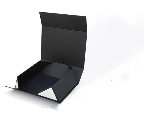 미생물에 의해 분해된 선물 상자 보석 판지를 패키징하는 CMYK