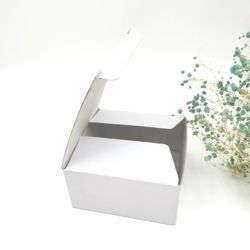 일용 잡화 판지로 만드는 패킹상자 OEM / ODM은 선물 상자를 주름지게 했습니다